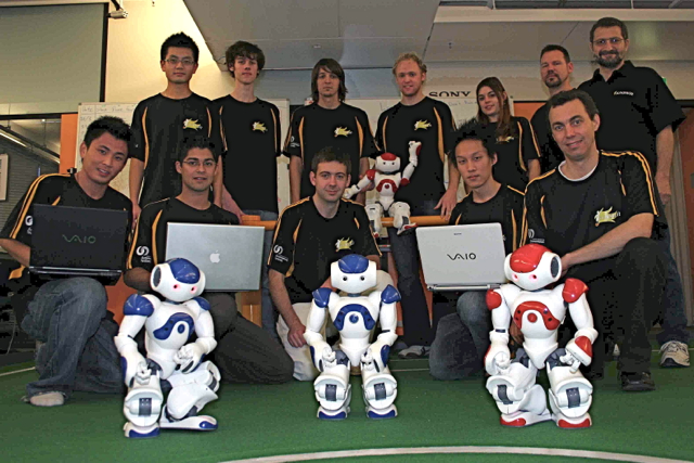 _images/2008_team_photo.jpg